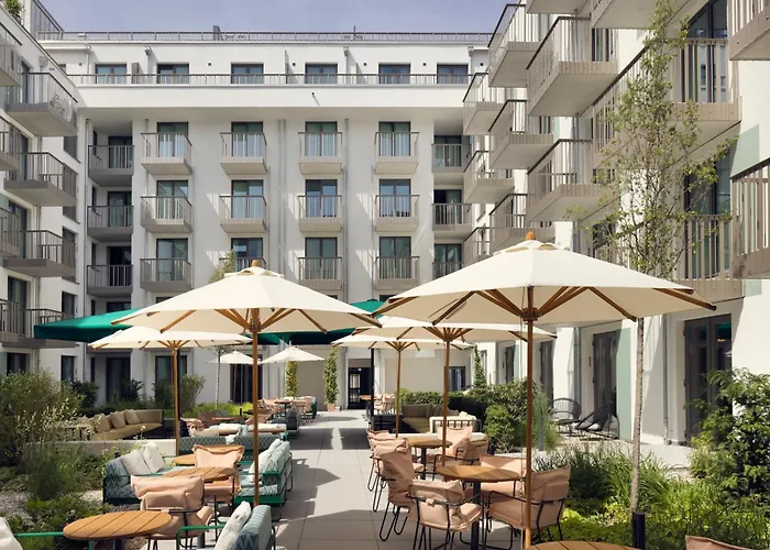 Schwan LockeSporthotels